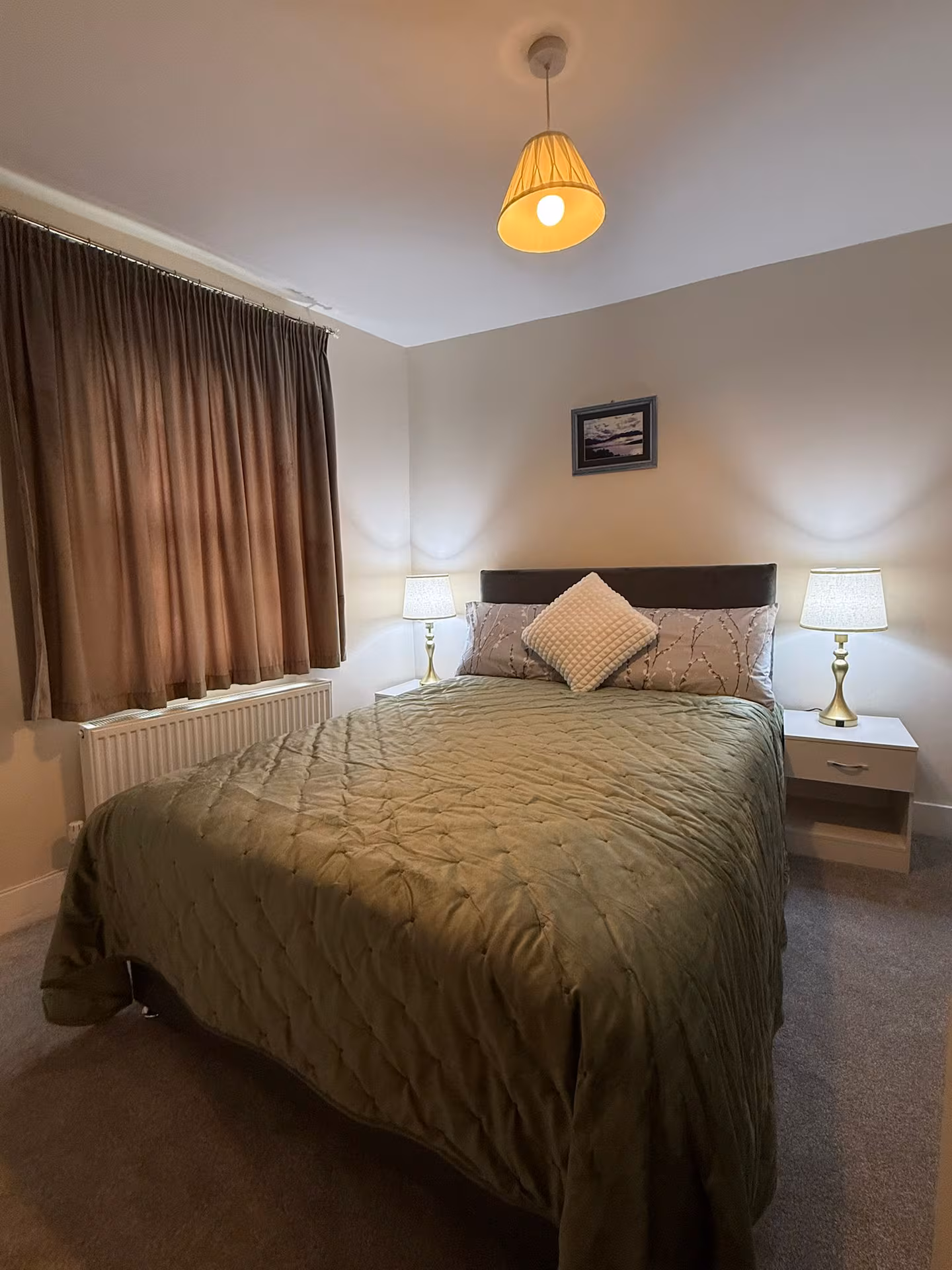 Guest bedroom